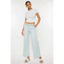 Load image into Gallery viewer, Mid Rise Wide Jeans (KanCan)
