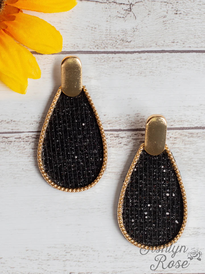 Like a Lady Teardrop Earrings with Gold Stud